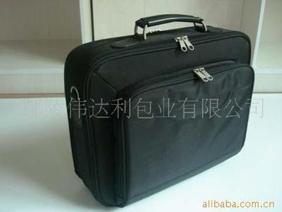 书包;电脑包;登山包;休闲旅游包;冰包;化妆包;礼品包;购物袋;无纺布袋;笔袋;工具袋;_箱包、袋、皮具_中国 河南 鄢陵县 中国超市购物广场购物袋生产基地_鄢陵伟达利包业_