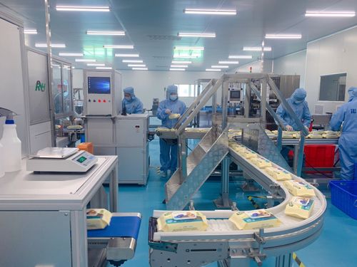 云探访子初湿巾生产线 10万观众见证品质，单日销售额激增近400%